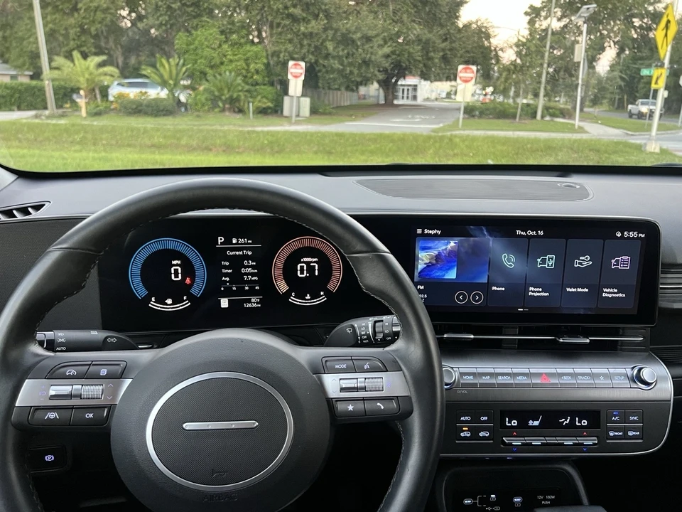 2025 Hyundai Kona - Image 14 of 16