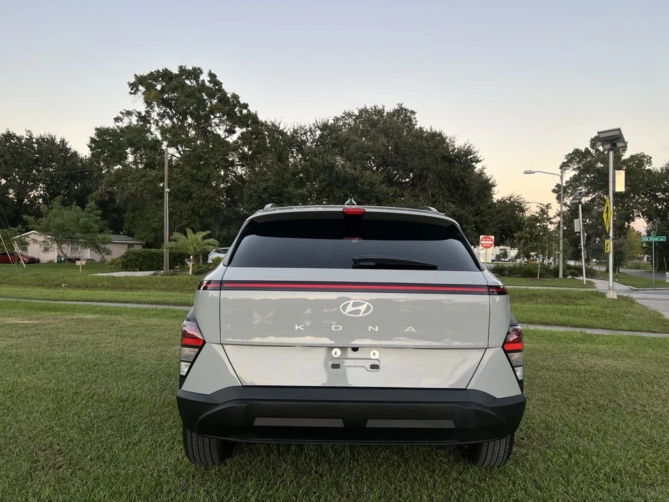 2025 Hyundai Kona - Image 5 of 16