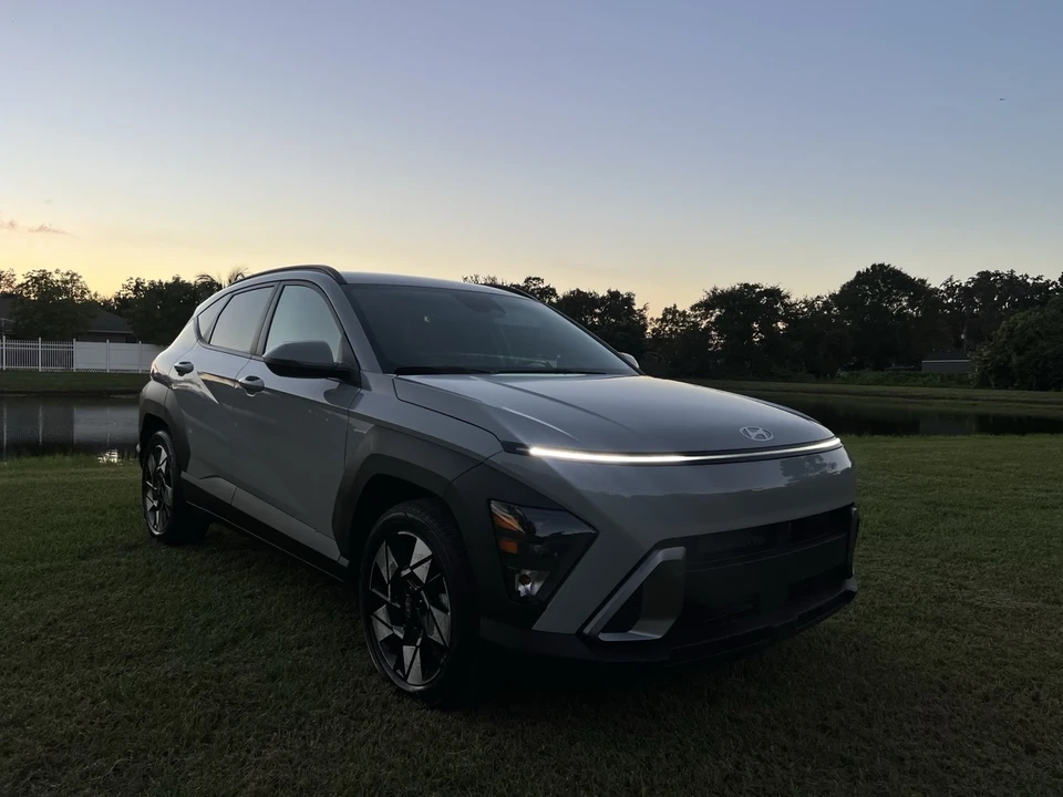 2025 Hyundai Kona - Image 9 of 16
