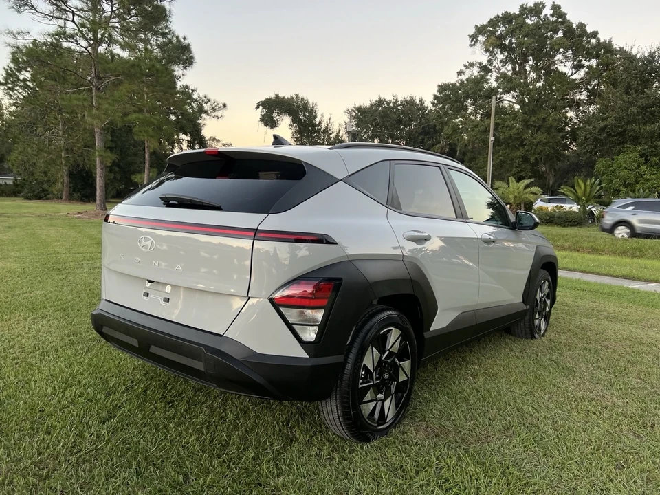 2025 Hyundai Kona - Image 6 of 16