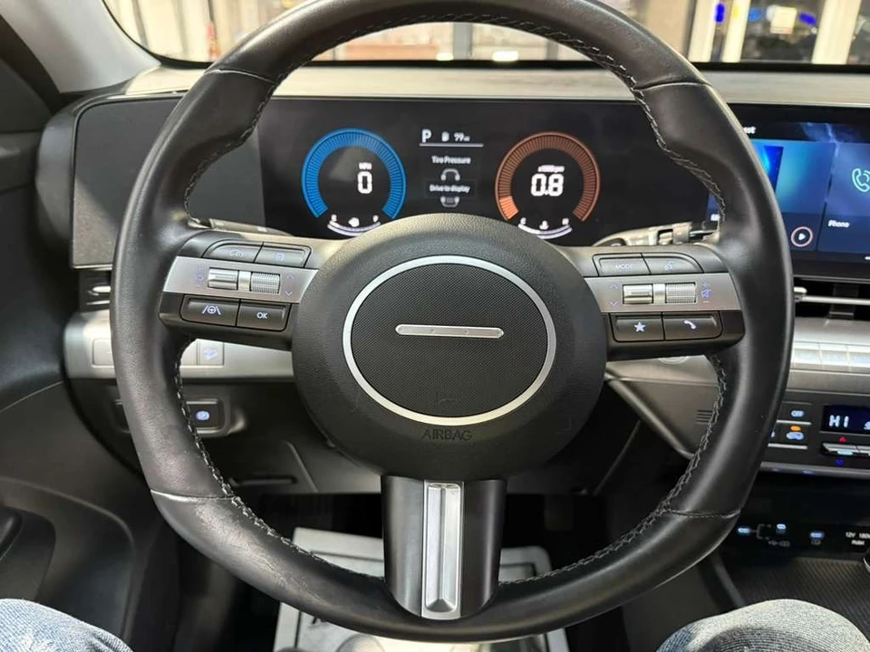 2025 Hyundai Kona - Image 11 of 21