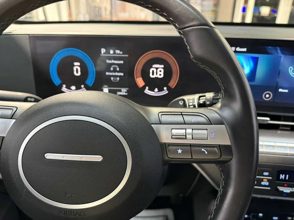 2025 Hyundai Kona - Image 12 of 21