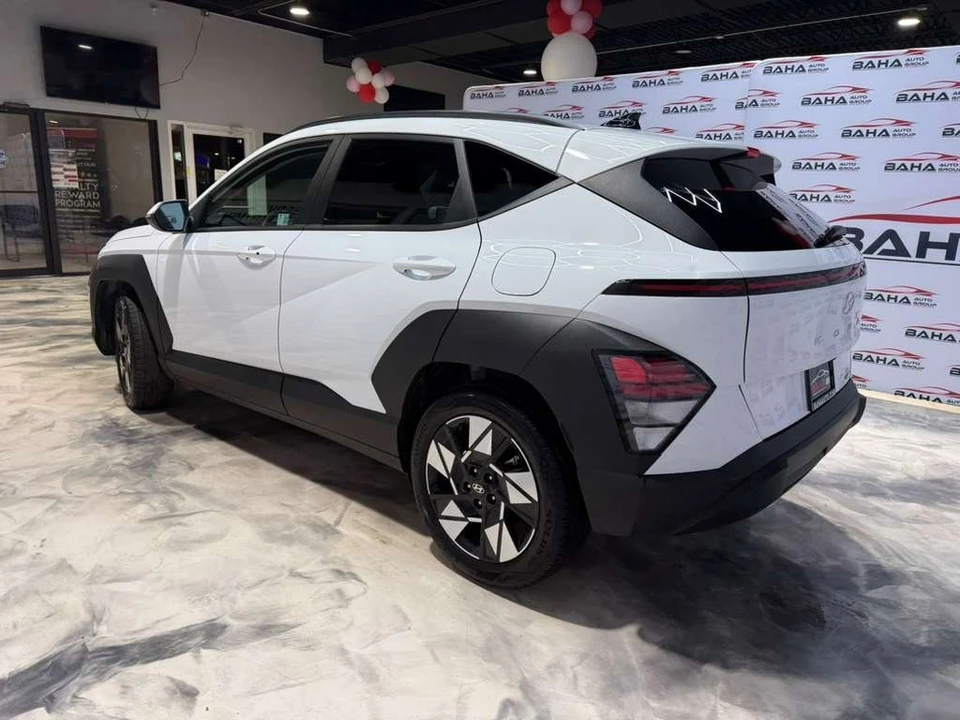 2025 Hyundai Kona - Image 10 of 21