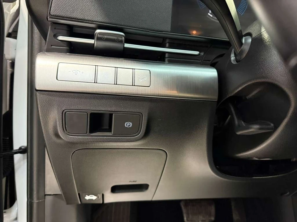 2025 Hyundai Kona - Image 21 of 21