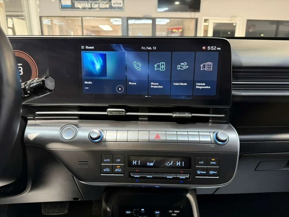 2025 Hyundai Kona - Image 16 of 21