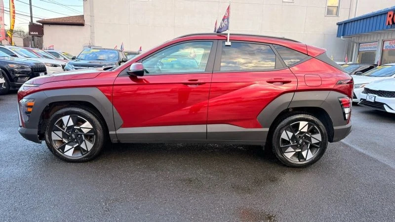 2025 Hyundai Kona - Image 10 of 12