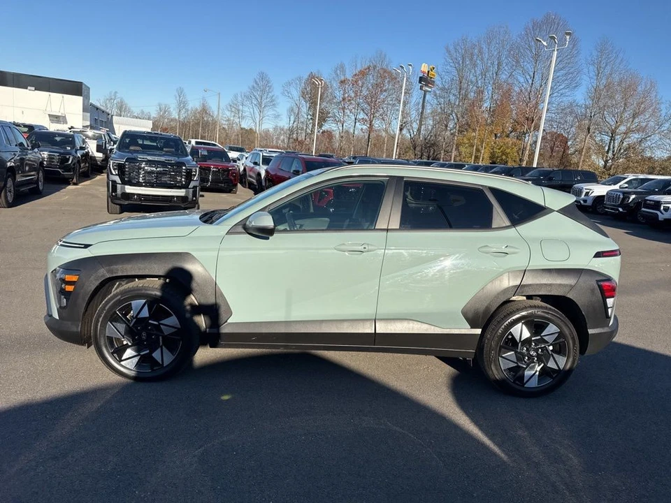 2025 Hyundai Kona - Image 2 of 12
