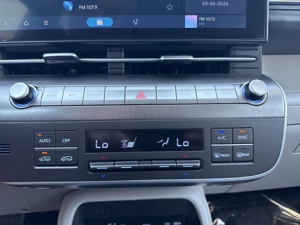 2025 Hyundai Kona - Image 19 of 21
