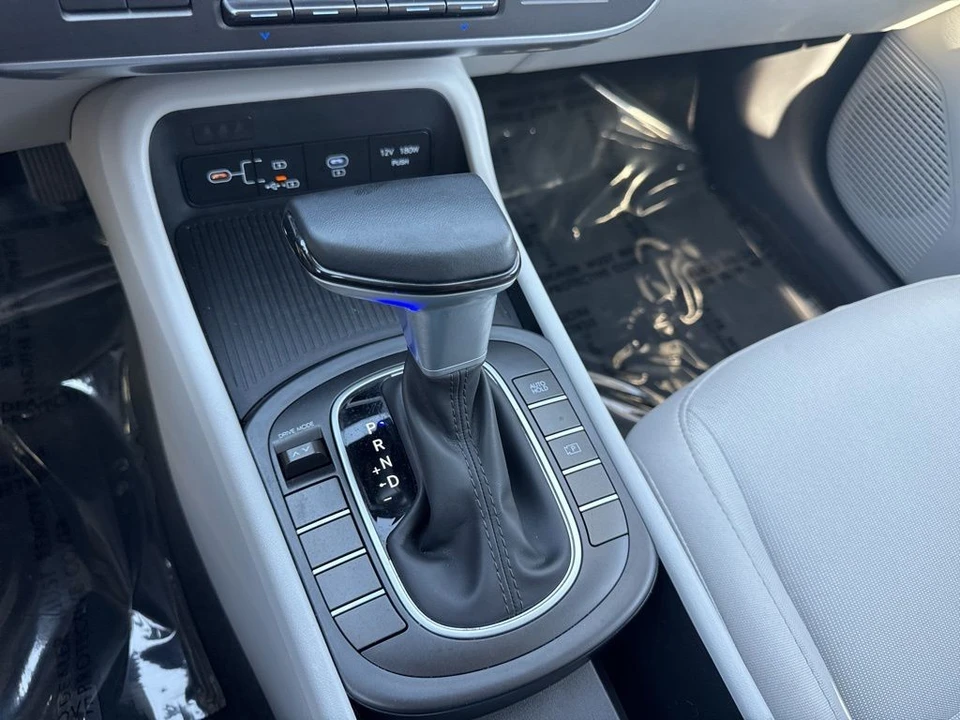 2025 Hyundai Kona - Image 17 of 21