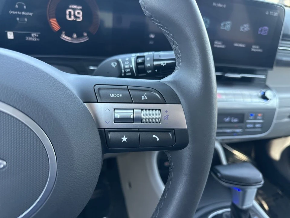 2025 Hyundai Kona - Image 16 of 21