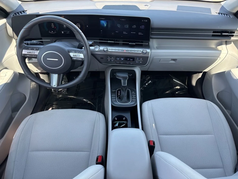 2025 Hyundai Kona - Image 13 of 21