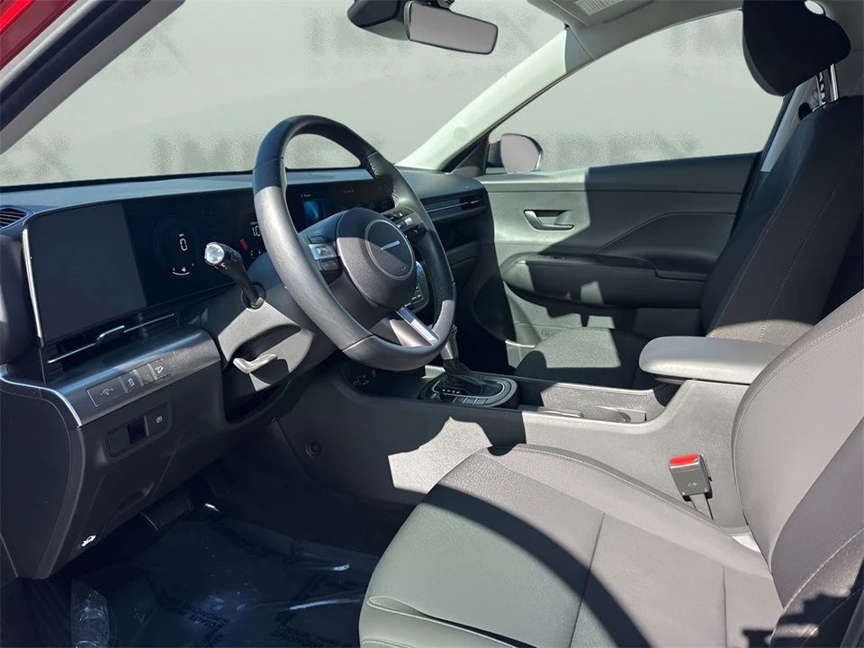 2025 Hyundai Kona - Image 9 of 12