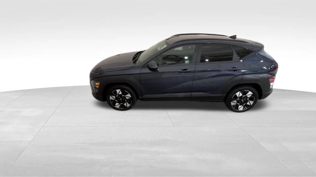 2025 Hyundai Kona - Image 8 of 12