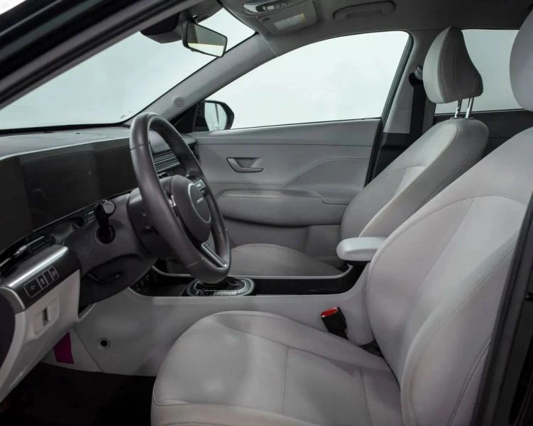 2025 Hyundai Kona - Image 7 of 12