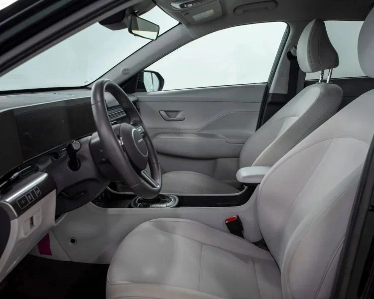 2025 Hyundai Kona - Image 7 of 12