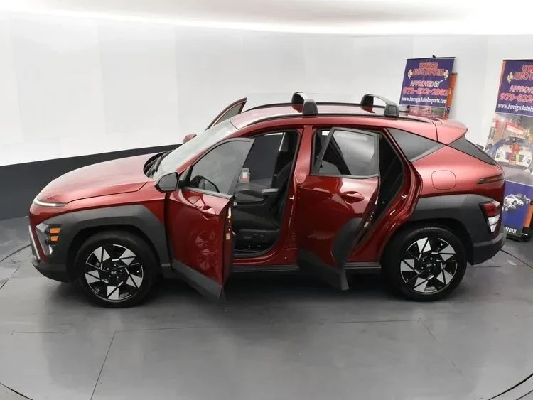 2025 Hyundai Kona - Image 7 of 12