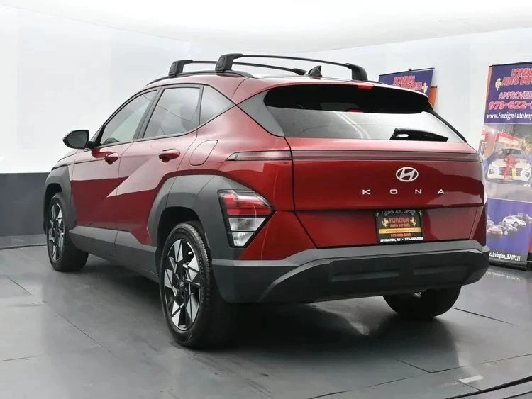 2025 Hyundai Kona - Image 9 of 12