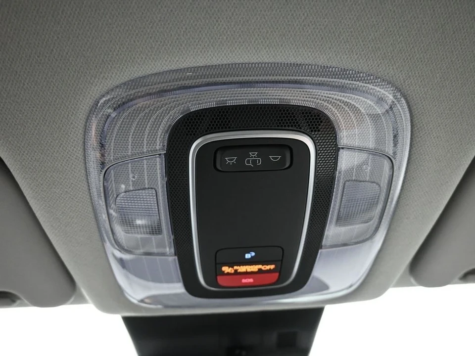 2025 Hyundai Kona - Image 17 of 21