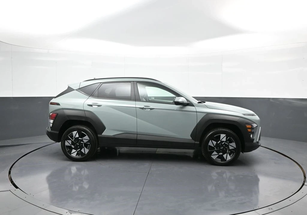 2025 Hyundai Kona - Image 5 of 12