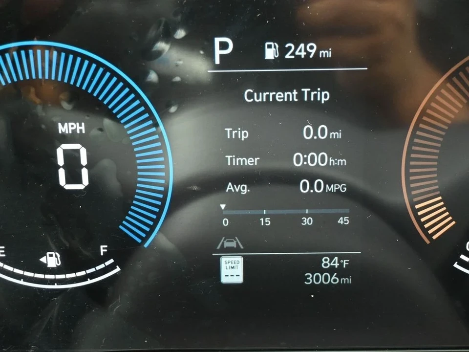 2025 Hyundai Kona - Image 16 of 21
