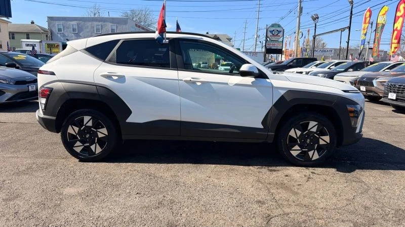 2025 Hyundai Kona - Image 11 of 12