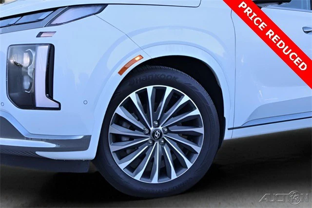 2025 Hyundai Palisade - Image 10 of 21
