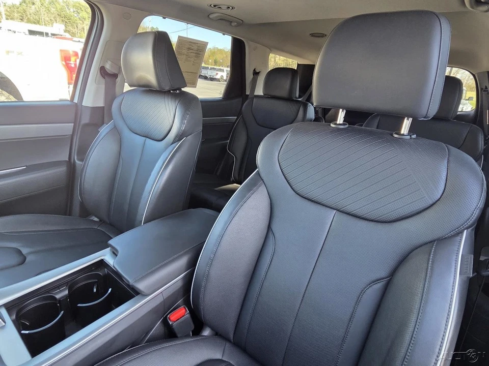 2025 Hyundai Palisade - Image 11 of 21
