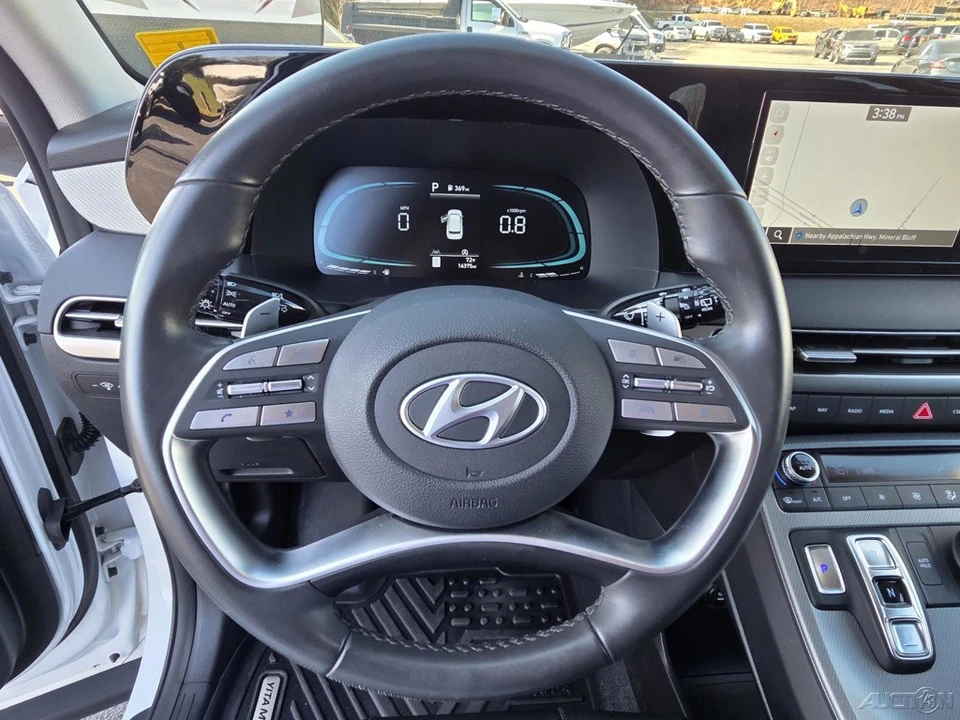 2025 Hyundai Palisade - Image 14 of 21