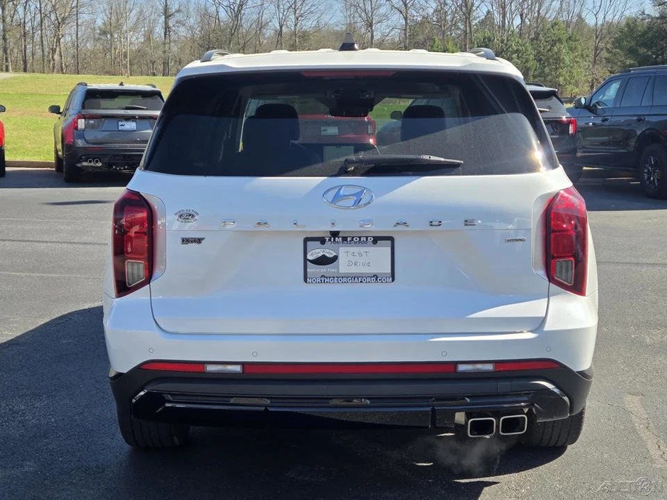 2025 Hyundai Palisade - Image 15 of 21