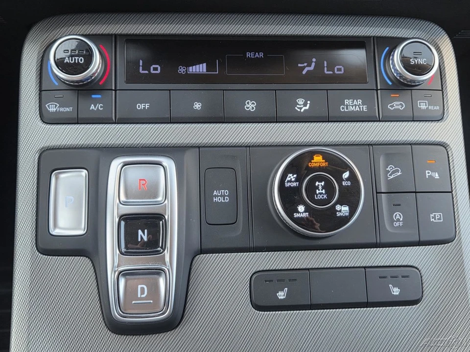 2025 Hyundai Palisade - Image 19 of 21