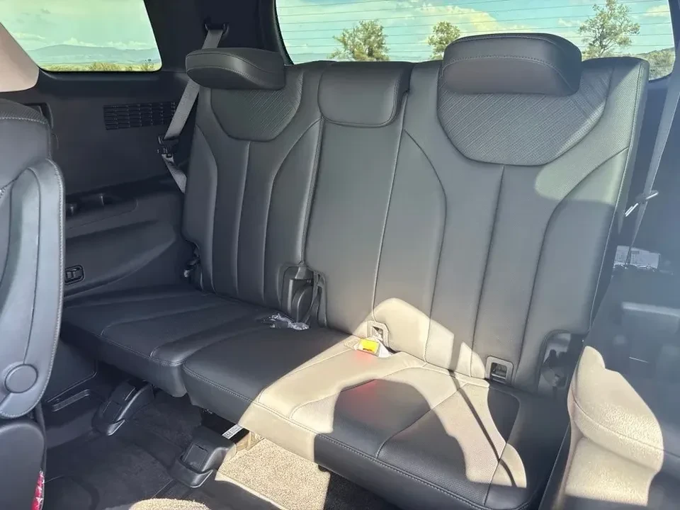 2025 Hyundai Palisade - Image 7 of 11