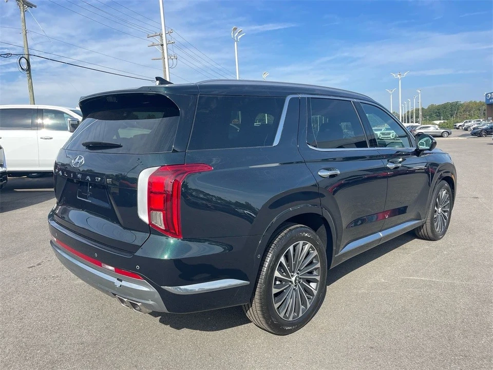2025 Hyundai Palisade - Image 5 of 12