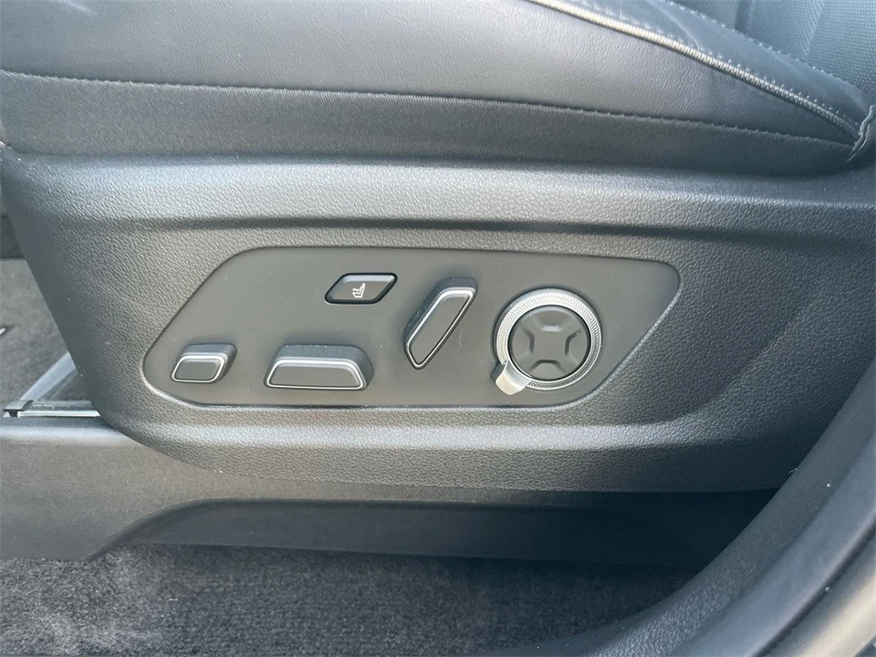 2025 Hyundai Palisade - Image 10 of 12