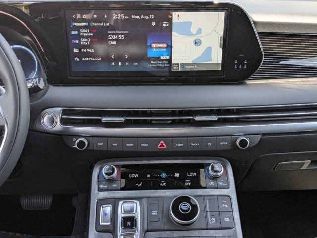 2025 Hyundai Palisade - Image 13 of 21