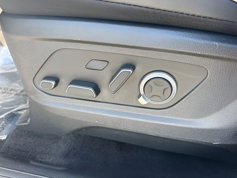 2025 Hyundai Palisade - Image 10 of 21