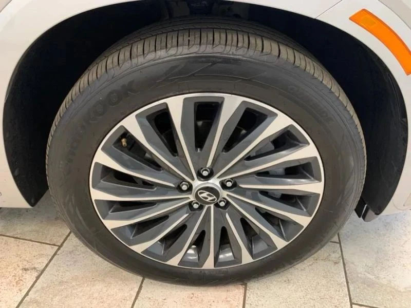 2025 Hyundai Palisade - Image 10 of 12
