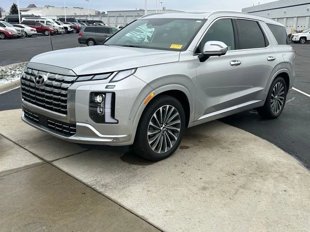 2025 Hyundai Palisade - Image 3 of 12