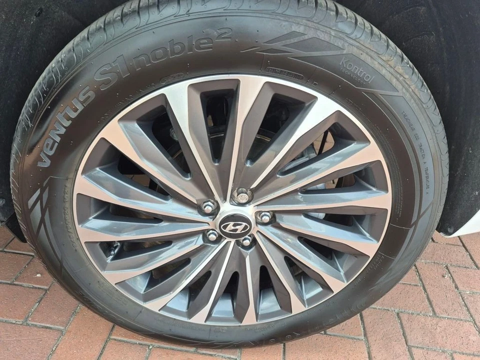 2025 Hyundai Palisade - Image 8 of 12