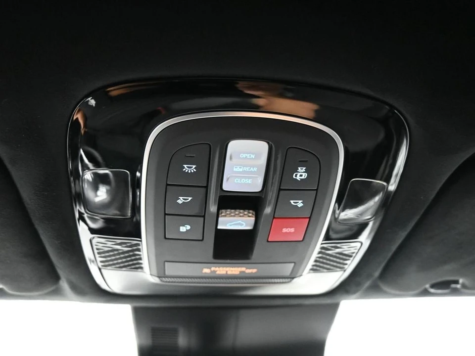 2025 Hyundai Palisade - Image 17 of 21