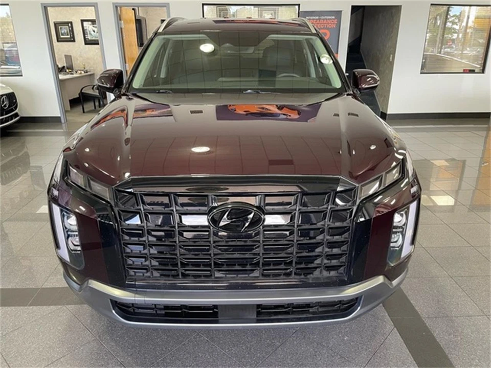 2025 Hyundai Palisade - Image 9 of 31