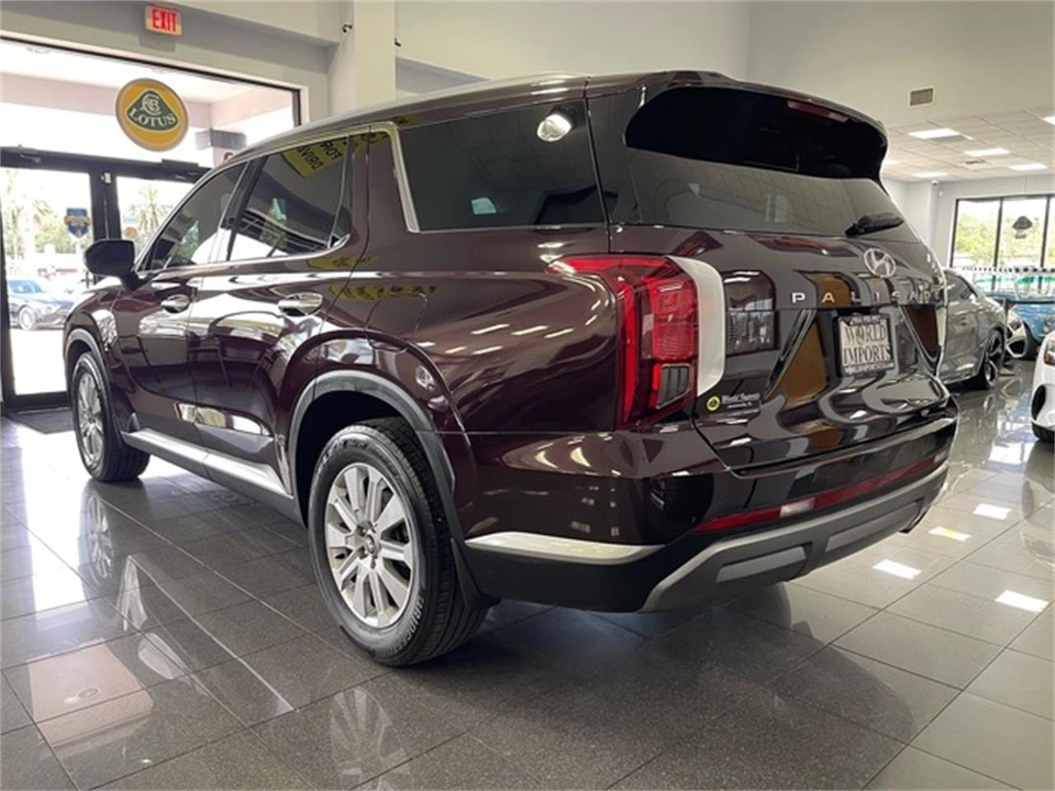 2025 Hyundai Palisade - Image 3 of 31