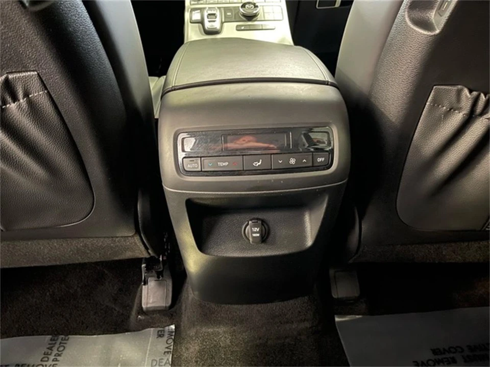 2025 Hyundai Palisade - Image 30 of 31