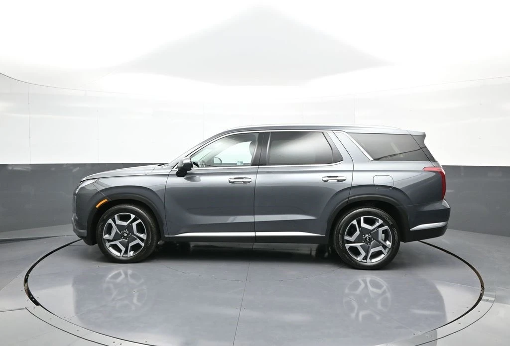2025 Hyundai Palisade - Image 9 of 21