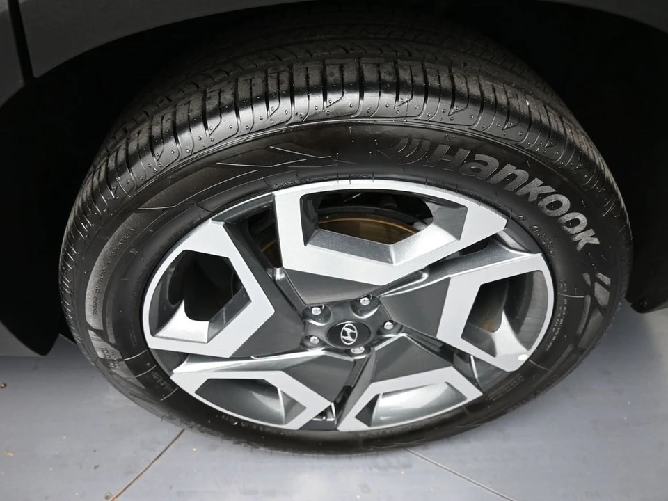 2025 Hyundai Palisade - Image 15 of 21