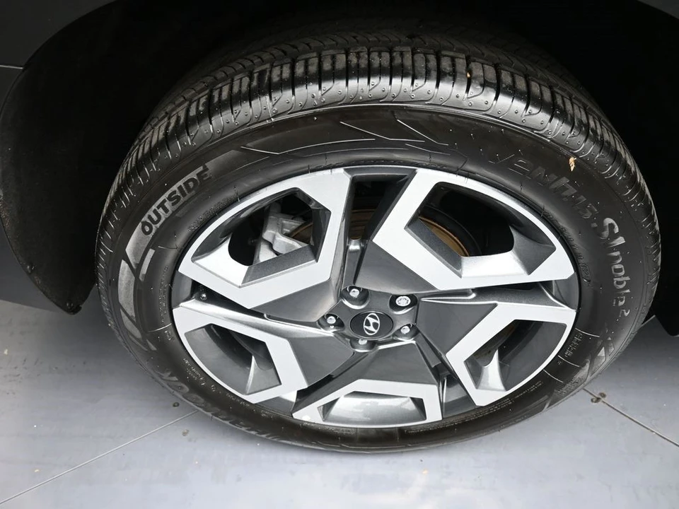 2025 Hyundai Palisade - Image 12 of 21