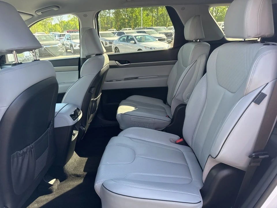 2025 Hyundai Palisade - Image 11 of 21