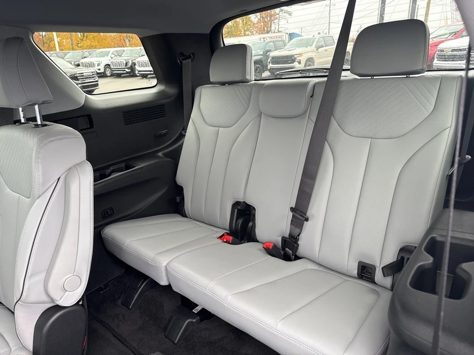 2025 Hyundai Palisade - Image 12 of 12