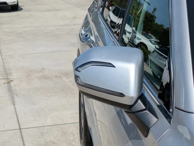 2025 Hyundai Palisade - Image 8 of 21