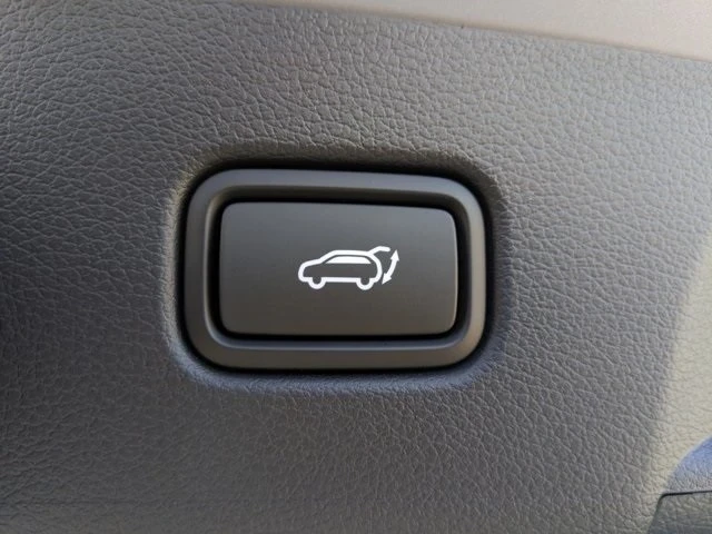2025 Hyundai Palisade - Image 17 of 21