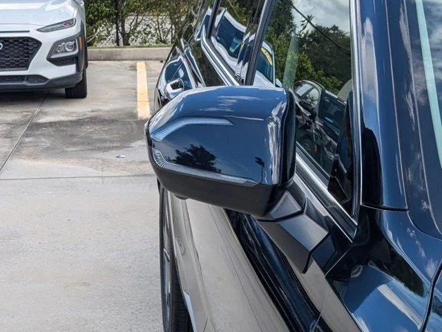 2025 Hyundai Palisade - Image 8 of 21